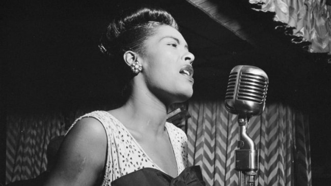 Billie Holiday singing "Strange Fruit"